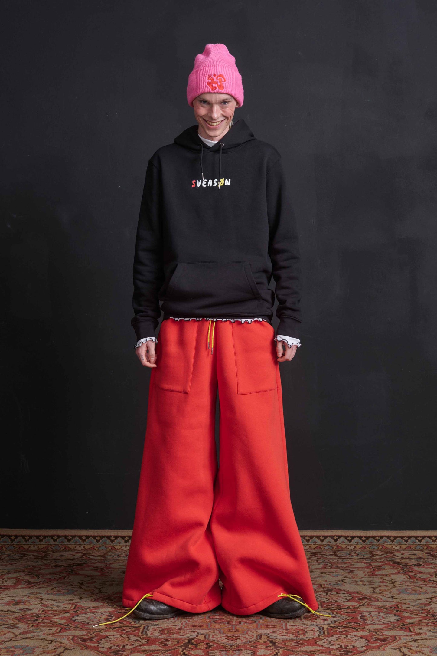 MØØNMELT DRIFT RØLLNECK