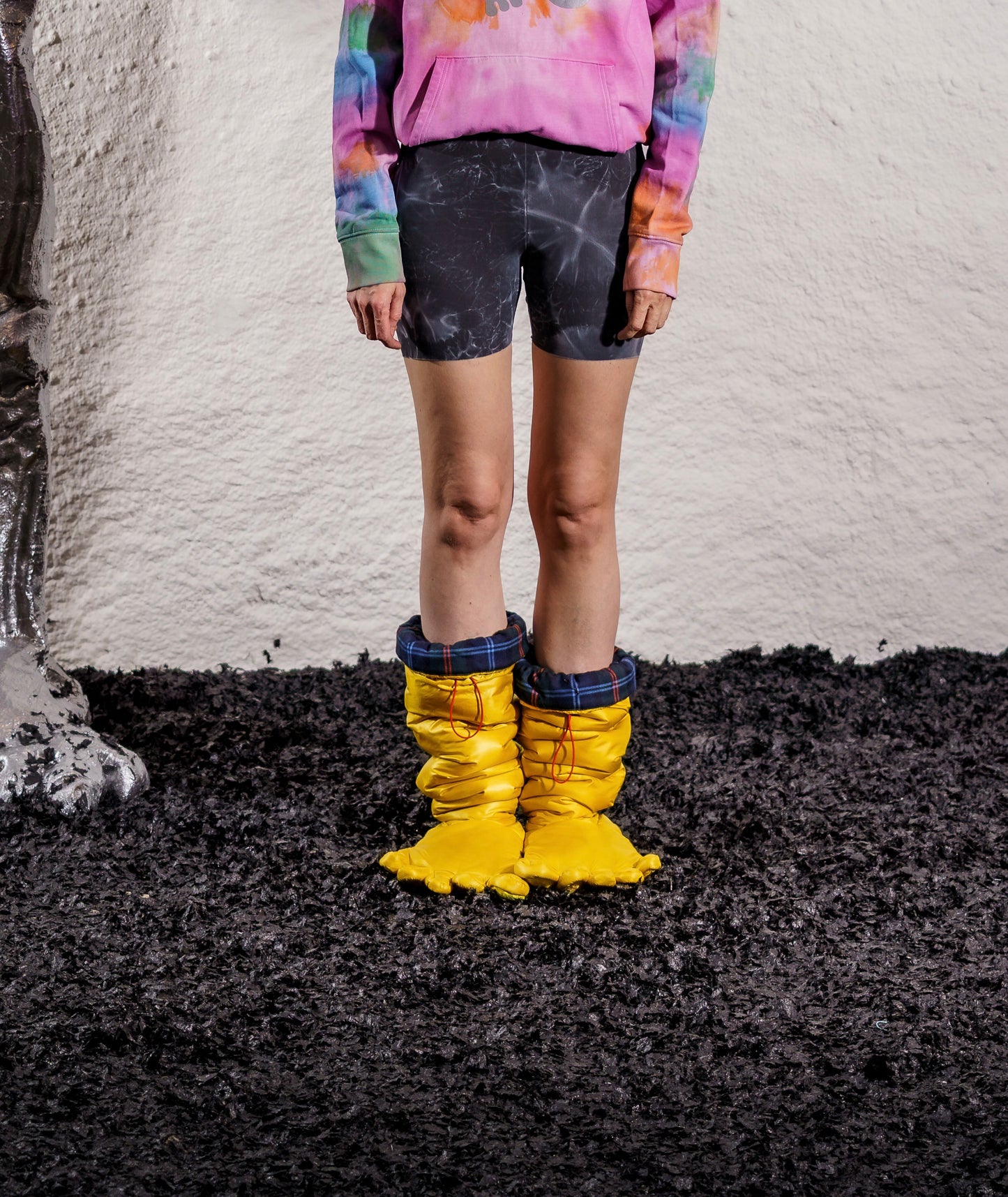 MØRKTHRÆN SHORTS
