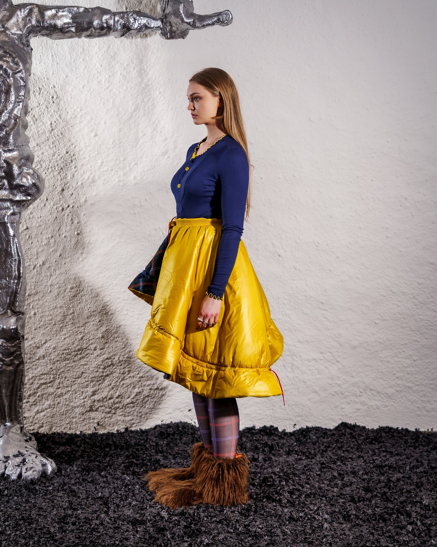 MØRKTHRÆN SKIRT
