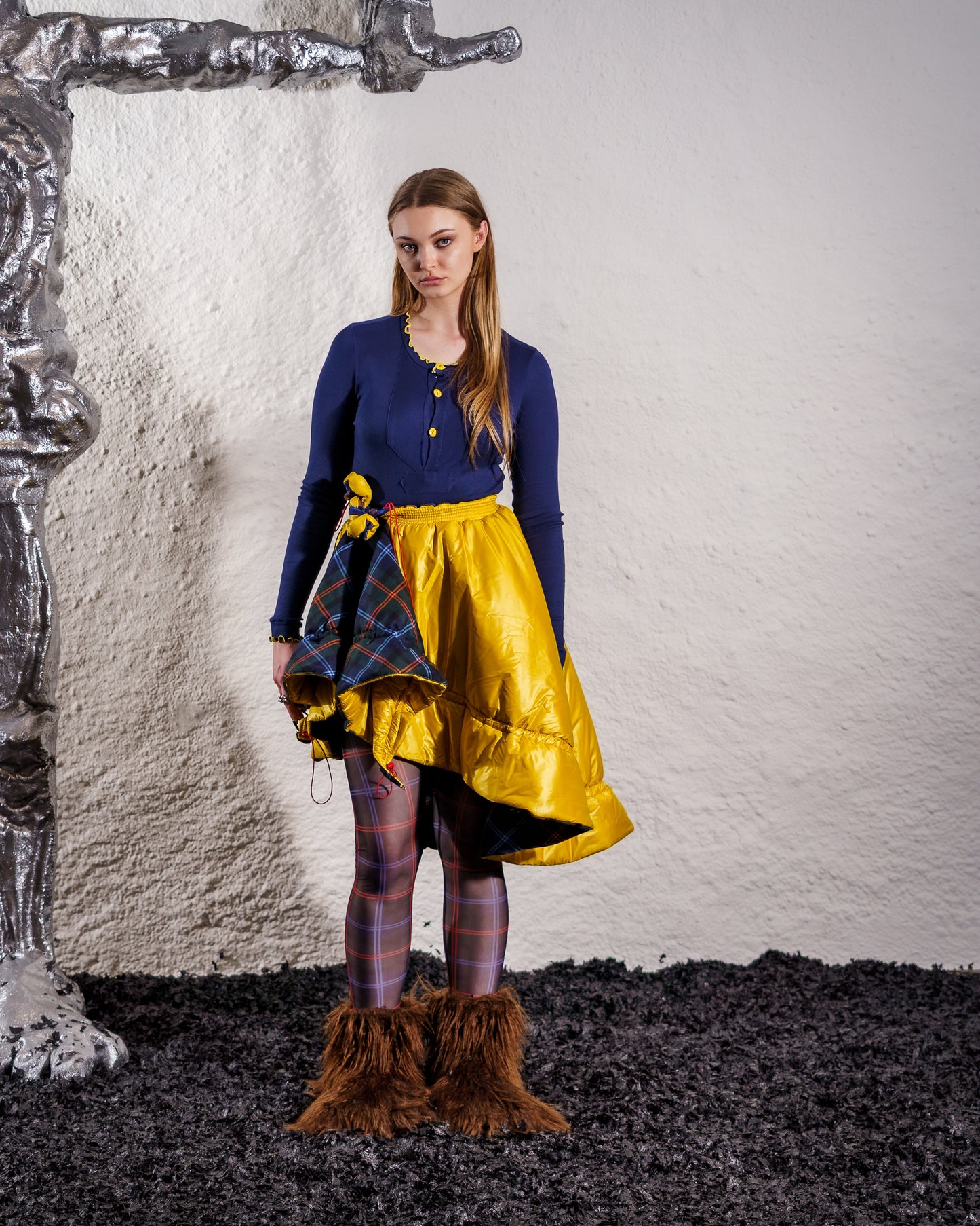 MØRKTHRÆN SKIRT